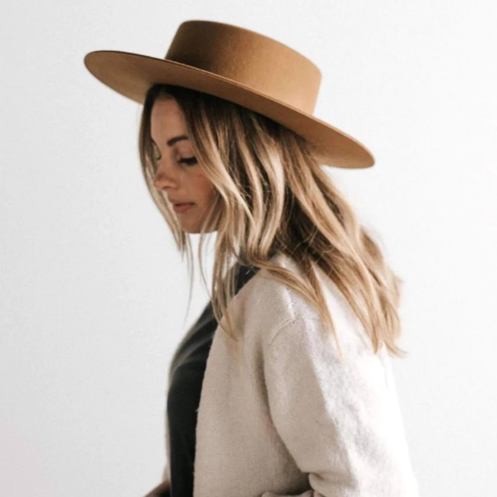 • Dahlia Brown Boater Hat •
